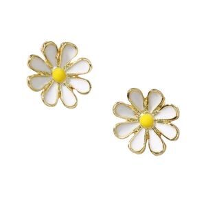 Daisy Stud Earrings 